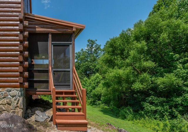 156 White Oak Resort Way, Gatlinburg, TN 37738