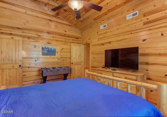 156 White Oak Resort Way, Gatlinburg, TN 37738