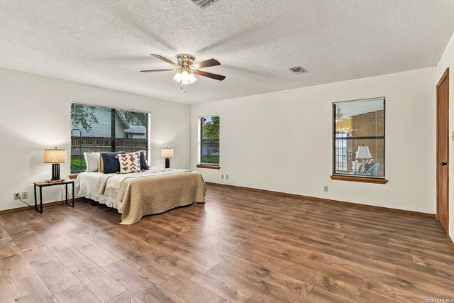 850 MISSION HILLS DR, New Braunfels, TX 78130
