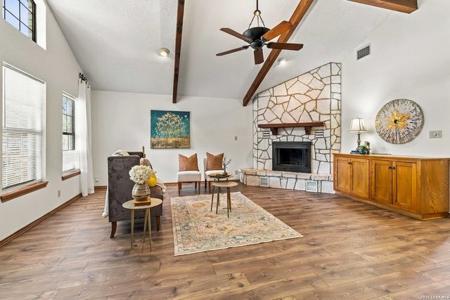 850 MISSION HILLS DR, New Braunfels, TX 78130