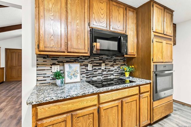 850 MISSION HILLS DR, New Braunfels, TX 78130