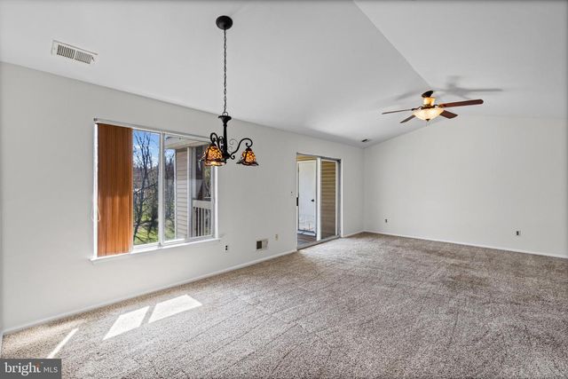 341 SILVIA ST, Ewing, NJ 08628