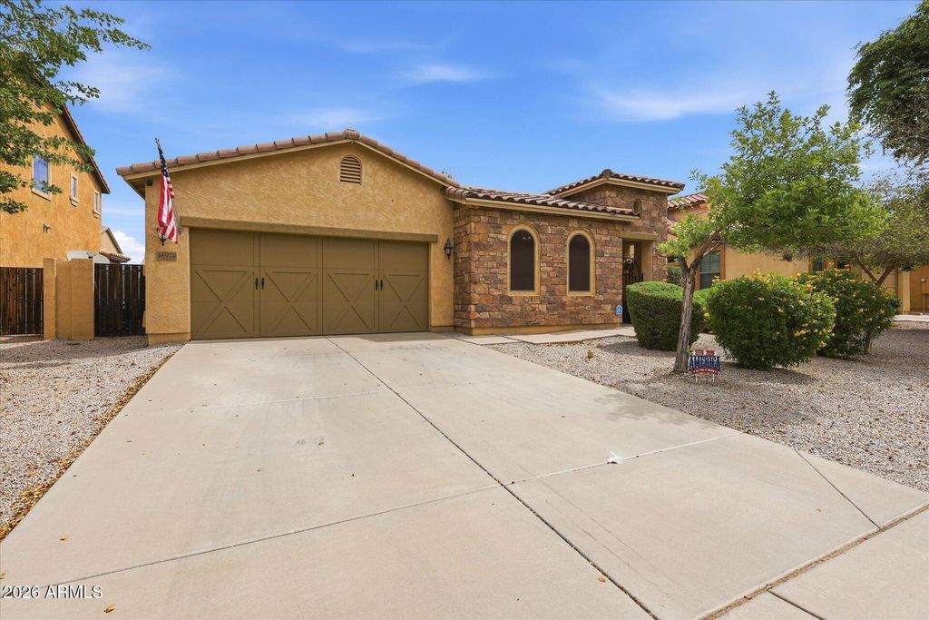 16974 W RIO VISTA Lane, Goodyear, AZ 85338 — photo 2