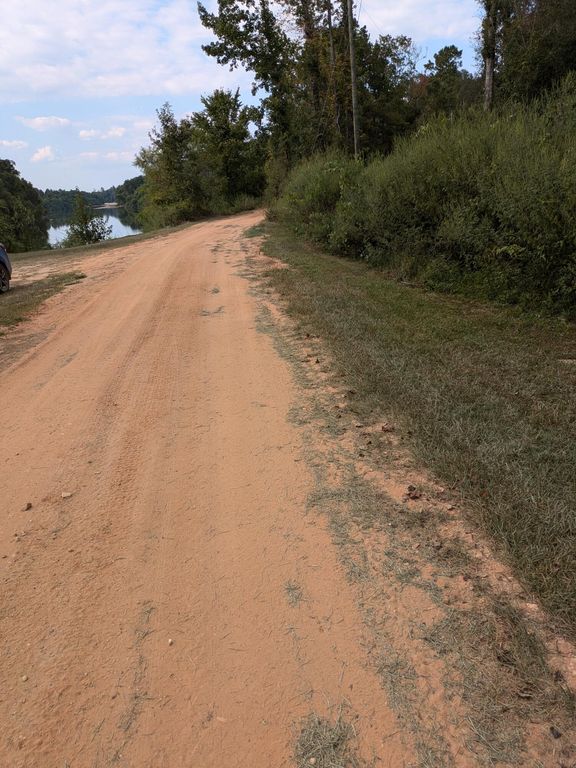 84 Oatis Camp Lane, Columbia, MS 39429