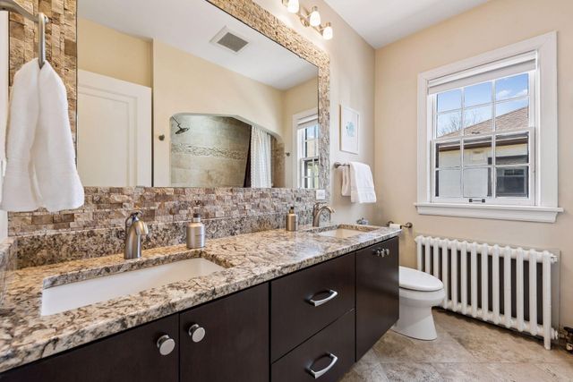211 W Minnehaha Parkway, Minneapolis, MN 55419