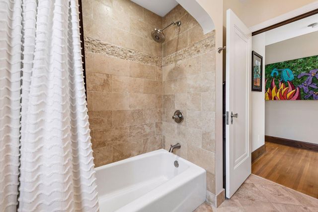 211 W Minnehaha Parkway, Minneapolis, MN 55419