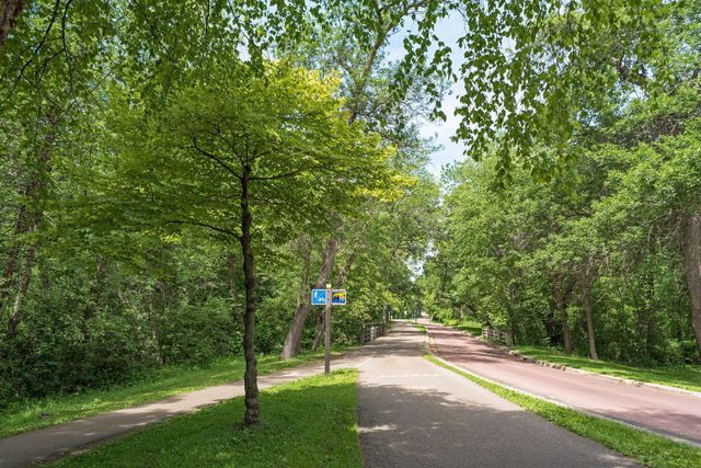 211 W Minnehaha Parkway, Minneapolis, MN 55419
