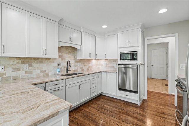 523 N Flagship Drive, Salem, SC 29676