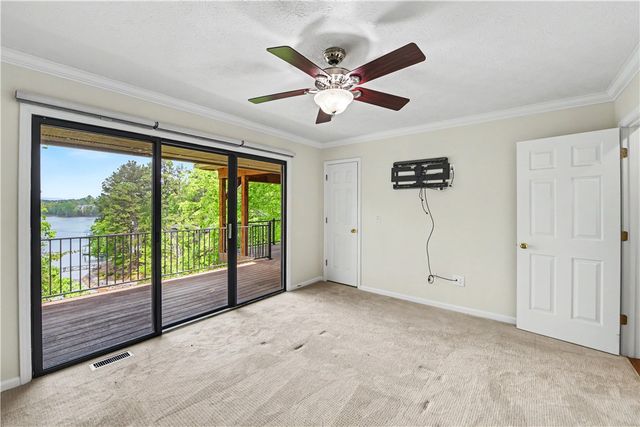 523 N Flagship Drive, Salem, SC 29676
