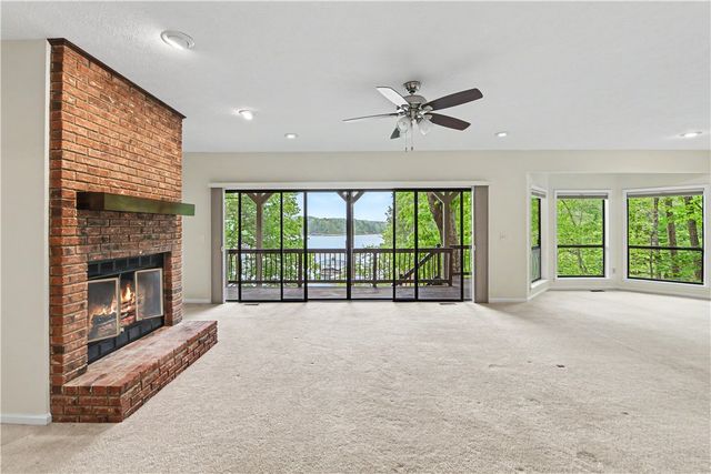 523 N Flagship Drive, Salem, SC 29676