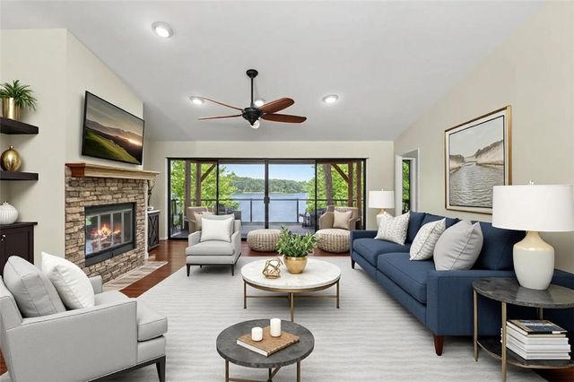 523 N Flagship Drive, Salem, SC 29676