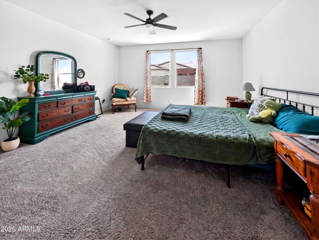 2439 W PECAN Road, Phoenix, AZ 85041