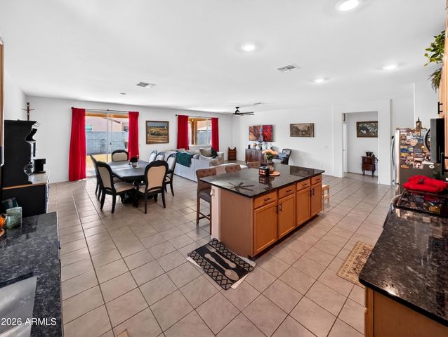 2439 W PECAN Road, Phoenix, AZ 85041