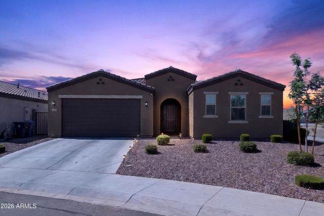 2439 W PECAN Road, Phoenix, AZ 85041