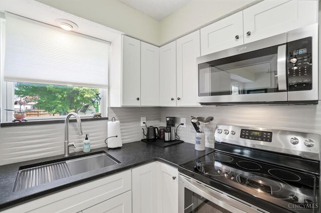 861 W Aberdeen Drive, Trenton, OH 45067