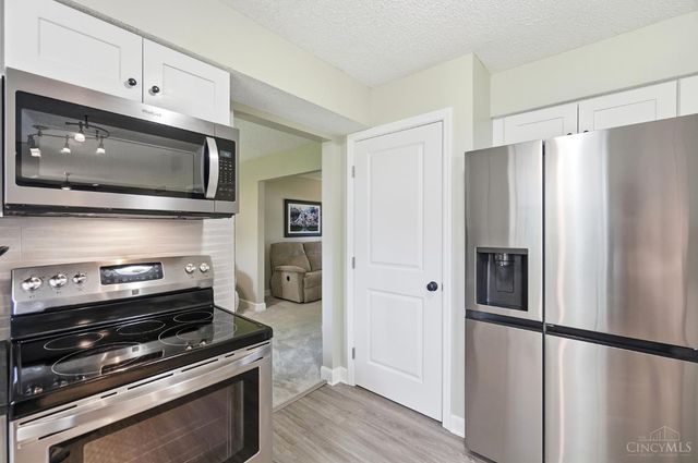861 W Aberdeen Drive, Trenton, OH 45067