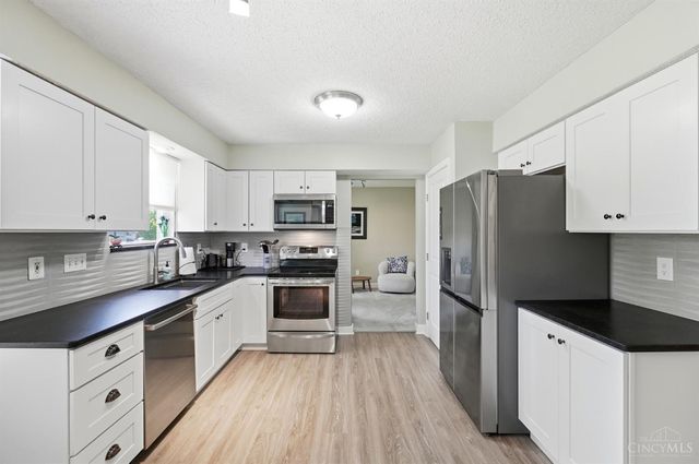 861 W Aberdeen Drive, Trenton, OH 45067