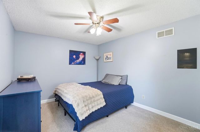 861 W Aberdeen Drive, Trenton, OH 45067