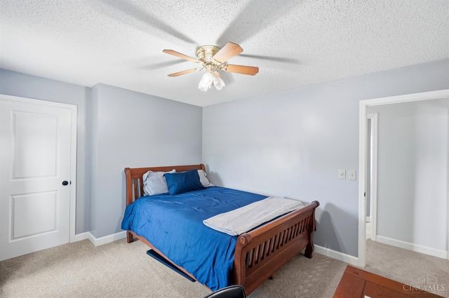 861 W Aberdeen Drive, Trenton, OH 45067
