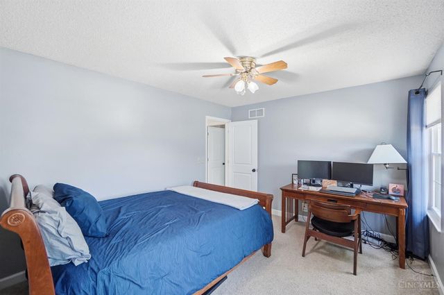 861 W Aberdeen Drive, Trenton, OH 45067