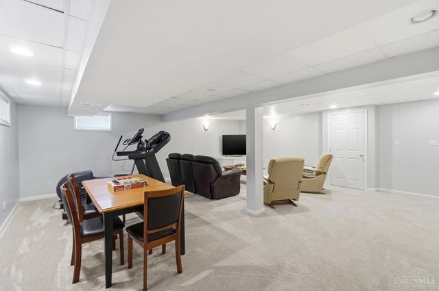 861 W Aberdeen Drive, Trenton, OH 45067