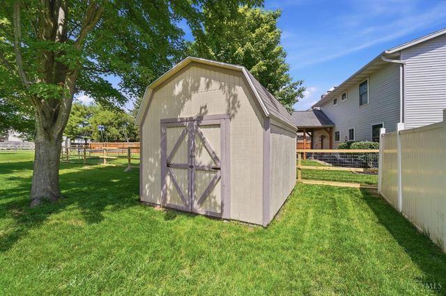 861 W Aberdeen Drive, Trenton, OH 45067