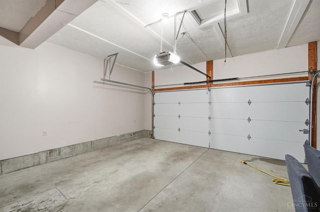 861 W Aberdeen Drive, Trenton, OH 45067
