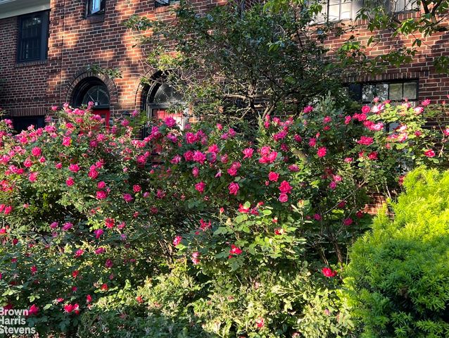 34-29 87TH Street, New York City, NY 11372