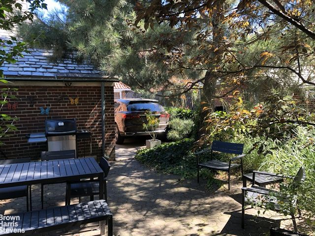 34-29 87TH Street, New York City, NY 11372