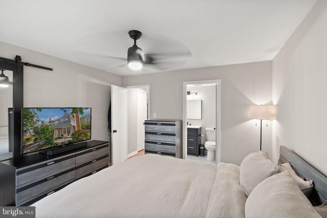 2592-G S ARLINGTON MILL DR #7, Arlington, VA 22206