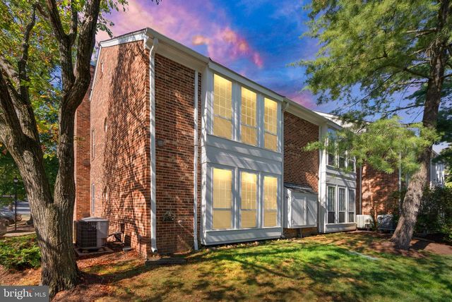 2592-G S ARLINGTON MILL DR #7, Arlington, VA 22206