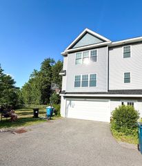 19 Littleton Rd 309, Westford, MA 01886
