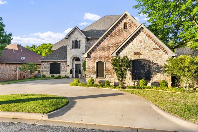 2109 Renaissance Drive, Denison, TX 75020