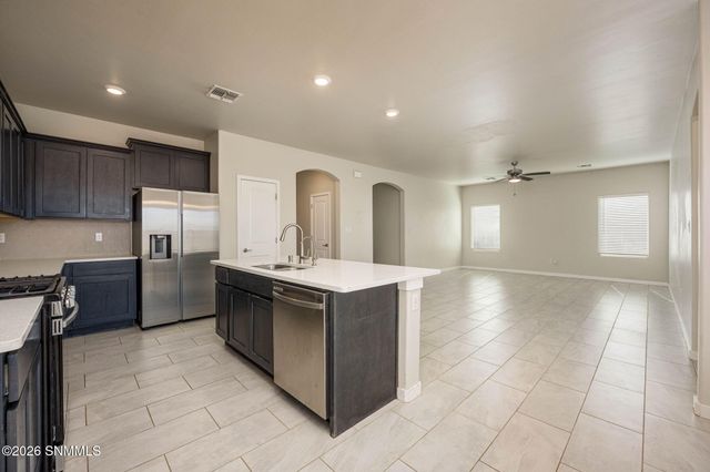 6941 Vega Street, Las Cruces, NM 88012