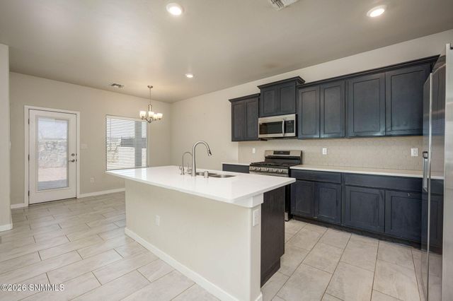 6941 Vega Street, Las Cruces, NM 88012