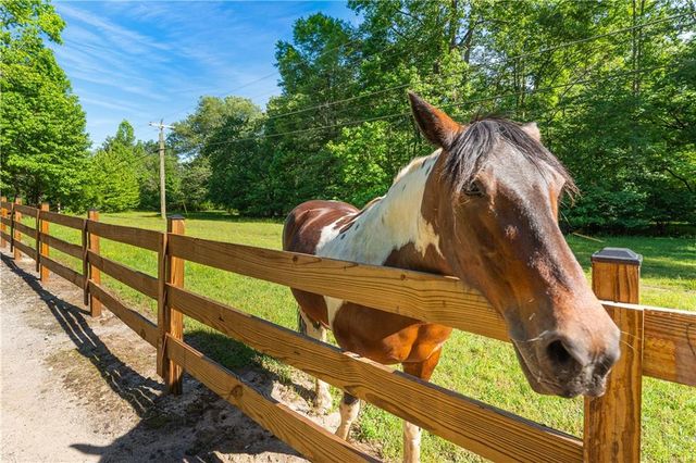 451 Pinecrest Road, Sautee Nacoochee, GA 30571