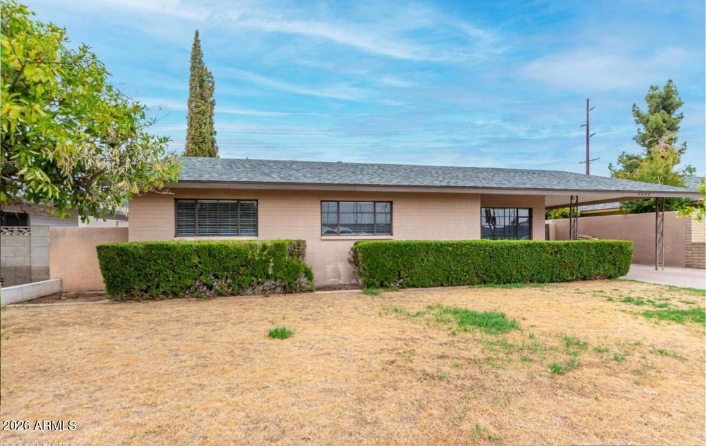 2608 E Highland Avenue, Phoenix, AZ 85016