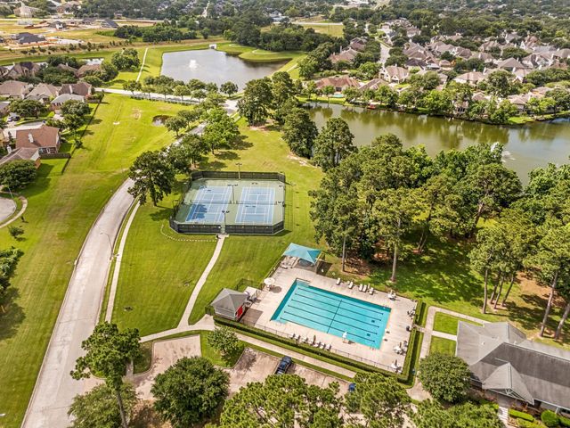 6006 Valhalla Drive, Spring, TX 77379