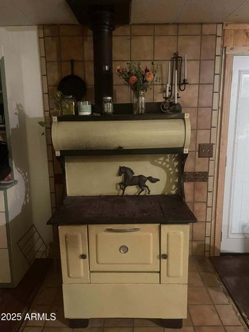 9097 N MONTIE Avenue, Mcneal, AZ 85617