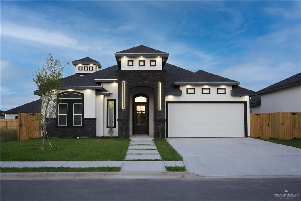 303 N 30th Street, Hidalgo, TX 78557