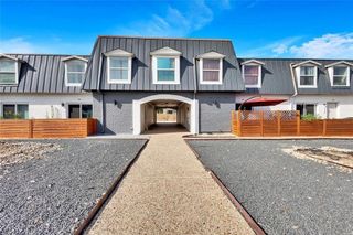 300 E Croslin ST 114, Austin, TX 78752