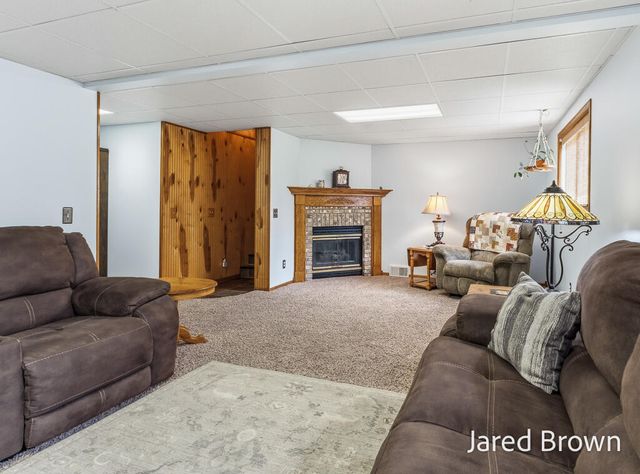 19159 Pine Grove Court, Spring Lake Twp, MI 49456
