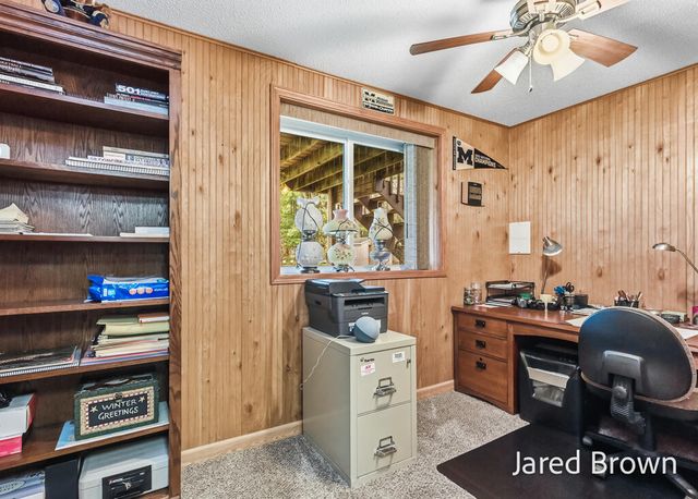 19159 Pine Grove Court, Spring Lake Twp, MI 49456