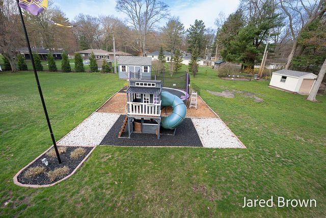 19159 Pine Grove Court, Spring Lake Twp, MI 49456