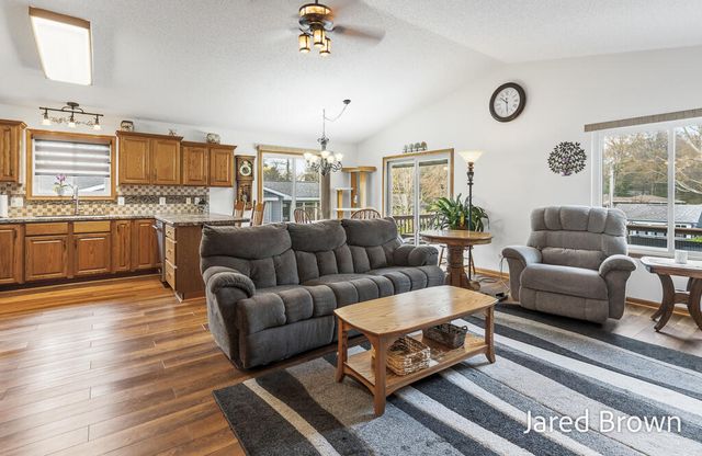 19159 Pine Grove Court, Spring Lake Twp, MI 49456