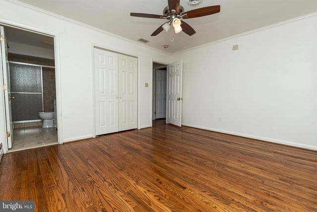 19 WHITEKIRK DR, Wilmington, DE 19808