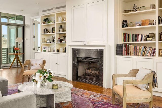 1 Miranova Place, 2200, Columbus, OH 43215