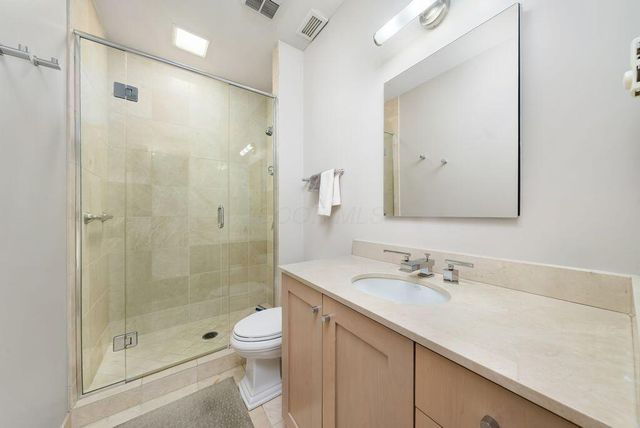 1 Miranova Place, 2200, Columbus, OH 43215