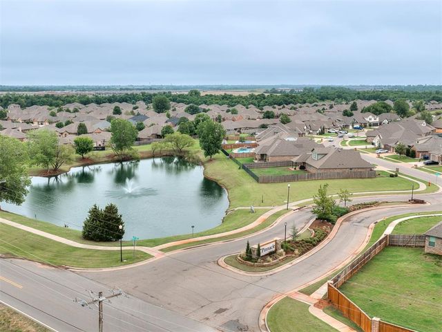 3400 Shutter Ridge Drive, Yukon, OK 73099