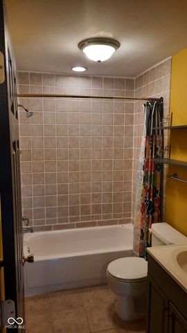 2721 Del Prado Drive, Indianapolis, IN 46227